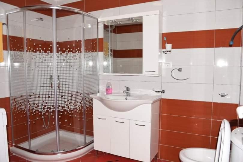 شقة Giorgio Gest House Përmet المظهر الخارجي الصورة